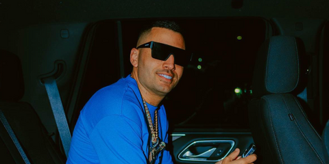 Cuban singer-songwriter Lenier Mesa was seen wearing black Burberry BE4291 346487 sunglasses in his Instagram post, May 2023.