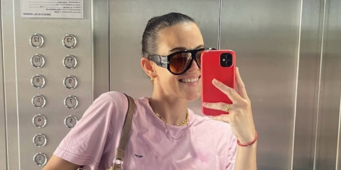 Argentine actress Lola Moran was seen wearing black Tom Ford Bronson TF1044 01E sunglasses in her Instagram post, February 2025. Shop online now on Pretavoir