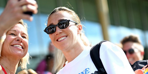 Footballer Lucy Bronze of Chelsea FC and England National Team was seen wearing black Ray-Ban Zuri RB 4455 6677/81 sunglasses with grey polarised lenses in June 2025, as she and the England women's team prepared to travel to Switzerland for the UEFA European Championship. 