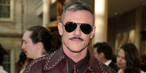 Luke Evans was seen wearing black Ray-Ban Aviator Max RB 3925 002/48 Polarised sunglasses at the Met Gala 2026.