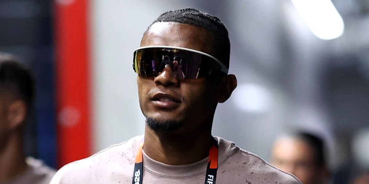 Swiss footballer Manuel Akanji was seen wearing white Oakley Meta Vanguard OW8001 05 Smart Glasses with black prizm lenses at the FIFA World Cup 2026 Group B stage match against Qatar at New Jersey Stadium.
