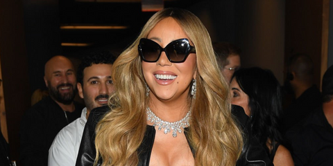 Mariah Carey was seen wearing black Dolce&Gabbana DG4463 501/8G butterfly sunglasses at the MTV Video Music Awards 2025. Shop online now on Pretavoir