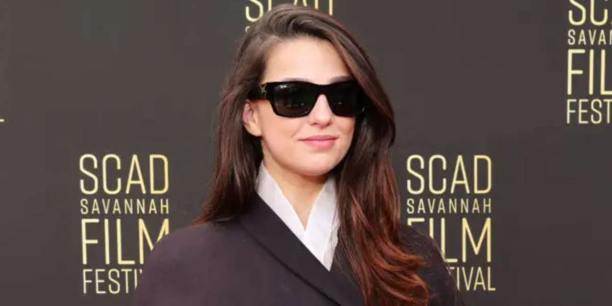 Marisa Abela was seen wearing Ray-Ban Carlos RB 0947S 901/31 rectangular sunglasses to the 2024 SCAD Savannah Film Festival