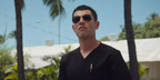 Max Greenfield was seen wearing gold Ray-Ban Aviator RB 3025 181 sunglasses in TV series Doo­gie Ka­mea­loha, M.D. (Season 01 Episode 07) as Dr. Arthur Goldstein