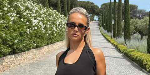 Molly-Mae Hague was seen wearing DMY Studios Valentina DMYSUN04SB Black sunglasses. Shop online now on Pretavoir