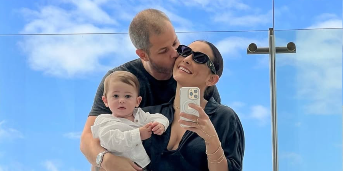 Actress Natalie Martinez was seen wearing black Prada PR 17WS 1AB5S0 Symbole Sunglasses in her Instagram post