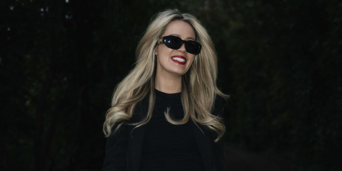 Model Olivia Arben was seen wearing black Versace 4361 GB1/87 Medusa Biggie Sunglasses in Hampstead, London, April 2024.