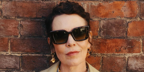 Olivia Colman was seen wearing tortoise Burberry BE4476 3002/74 square sunglasses in the Burberry Holiday 2025 campaign.