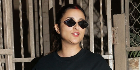 Bollywood actress Parineeti Chopra was seen wearing black Saint Laurent Sun SL 302 Lisa 002 diamond-shaped sunglasses in Mumbai, November 2023