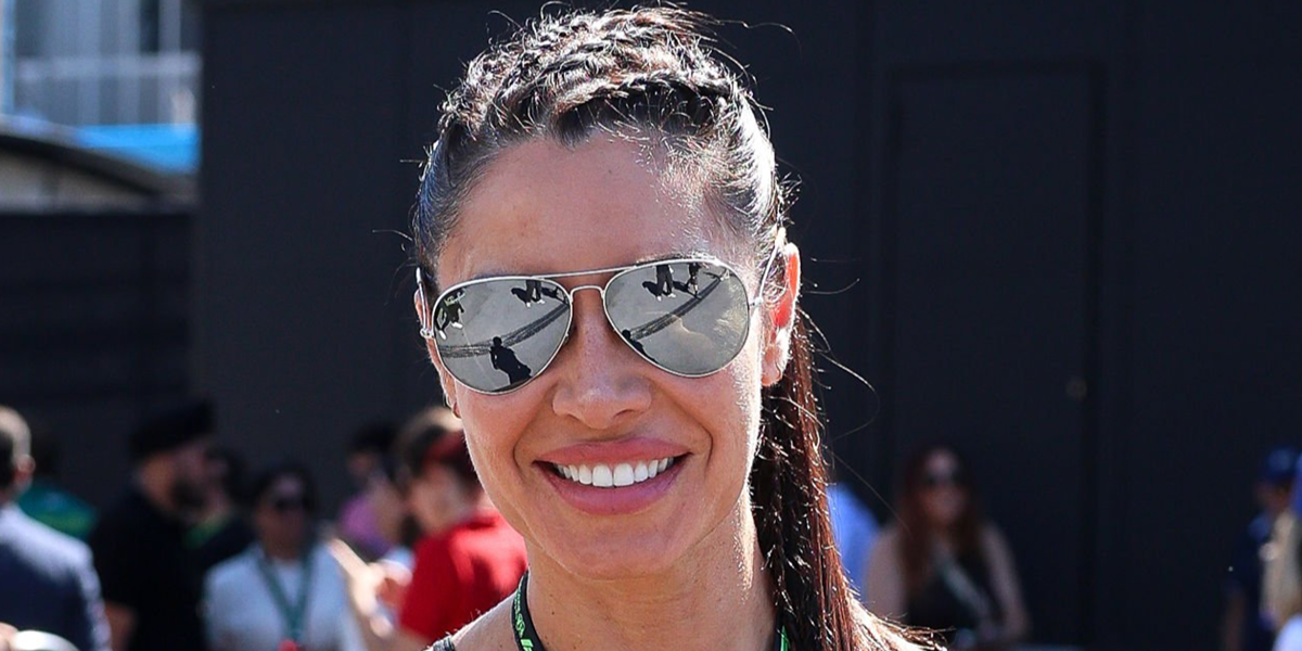 Spanish reporter and presenter Pilar Rubio was seen wearing Ray-Ban Aviator Silver Mirror RB 3025 W3275 sunglasses at the F1 Spanish Grand Prix 2026.