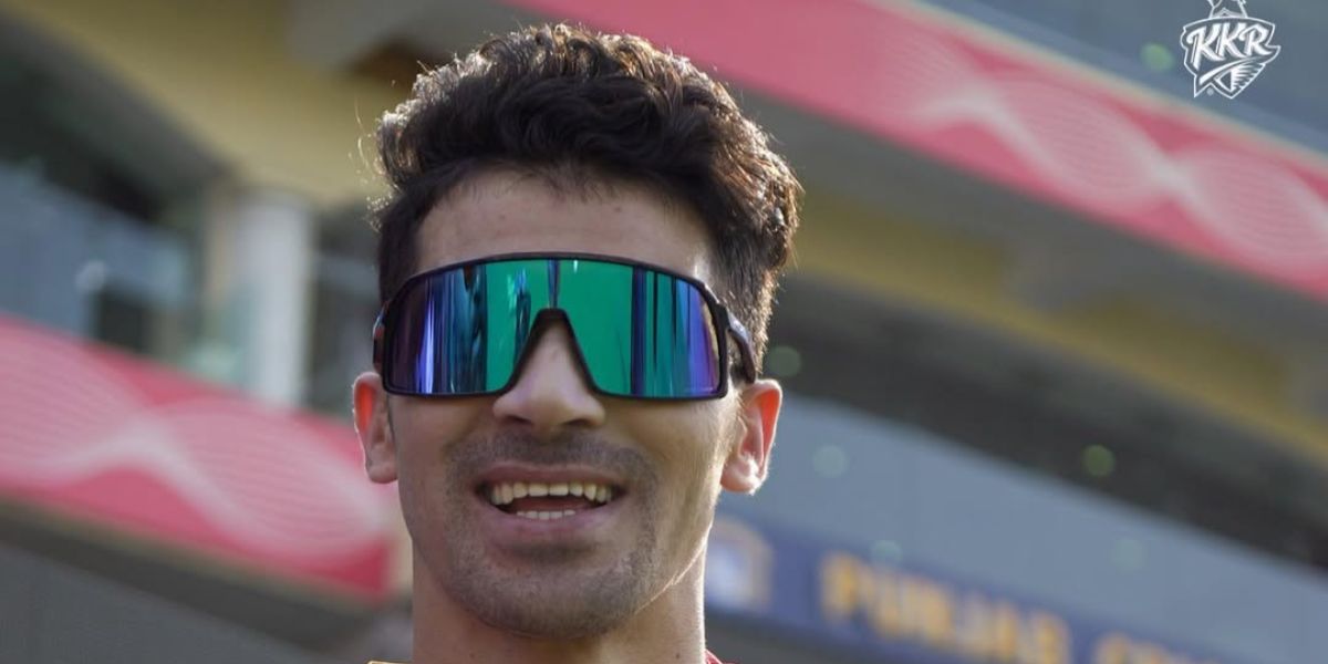 Afghan cricketer Rahmanullah Gurbaz was seen wearing black Oakley Sutro OO9406 A1 Prizm sunglasses in a social media post, April 2023