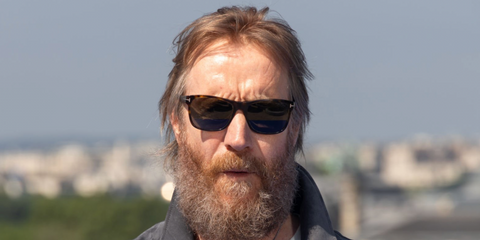 Actor Rhys Ifans was seen wearing tortoiseshell Tom Ford Giulio TF698 52D Polarised sunglasses at the "House Of The Dragon" - Season 2 Paris Photocall