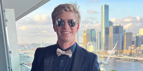 Robert Irwin was seen wearing Ray-Ban RB3548N 001/30 Hexagonal Gold sunglasses with green-grey mirrored Flat Lenses to attend the Steve Irwin Gala Dinner in Brisbane, November 2022