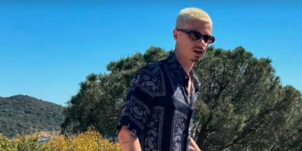 Romeo Beckham was seen wearing DMY Studios Valentina DMYSUN04BH Havana oval sunglasses in May 2024. Shop online now on Pretavoir