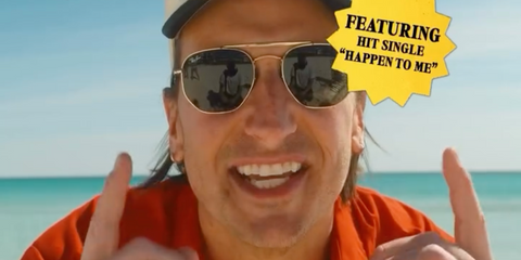 American country singer Russell Dickerson was seen wearing gold Ray-Ban Marshal RB 3648 001 sunglasses in his new album "Famous Back Home" promotional reel, shared through Instagram in August 2025.