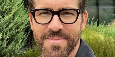 Ryan reynolds online tom ford eyeglasses