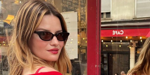 French-Romanian influencer and journalist Sabina Socol was seen wearing DMY Studios Romi DMYSUN11SB Black sunglasses. Shop online now on Pretavoir