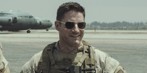 Actor Sam Jaeger was seen wearing Randolph Aviator 23K Gold AF055 sunglasses with grey lenses in his 2014 movie "American Sniper". Shop online now on Pretavoir