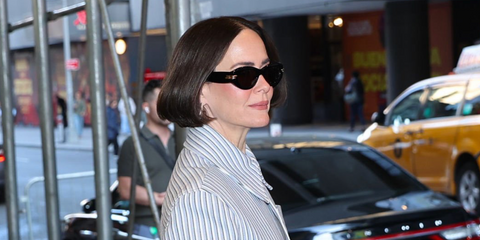 Sarah Paulson was seen wearing black Bottega Veneta BV1322S 001 sunglasses outside CBS Morning Show studio in New York City, May 2025. Shop online now on Pretavoir