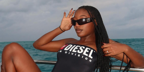 Television personality Serena Page of Love Island USA was seen wearing black Balenciaga BB0359S 001 sunglasses in Turks and Caicos, shared through her Instagram post in December 2025.