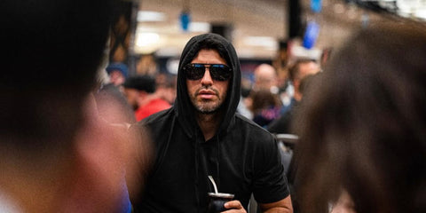 Argentine football legend Sergio Aguero was seen wearing black Tom Ford Rosco TF1022 01A aviator sunglasses at the World Series of Poker 2023. Shop online now on Pretavoir