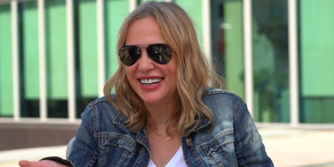 Egyptian actress Shereen Reda was seen wearing black Ray-Ban Aviator Large Metal RB 3025 002/48 Polarised sunglasses in an interview with Enigma Magazine on YouTube