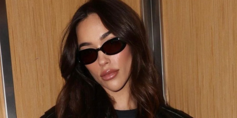 Sophia Culpo was seen wearing DMY Studios Valentina DMYSUN04SB Black sunglasses. Shop online now on Pretavoir