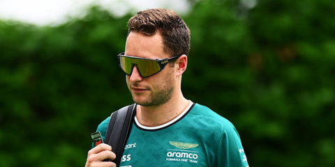 Belgian racing driver Stoffel Vandoorne was seen wearing Oakley Latch Panel OO9404 05 sunglasses with 24k Prizm lenses at the F1 Grand Prix of Singapore 2024. Shop online now on Pretavoir