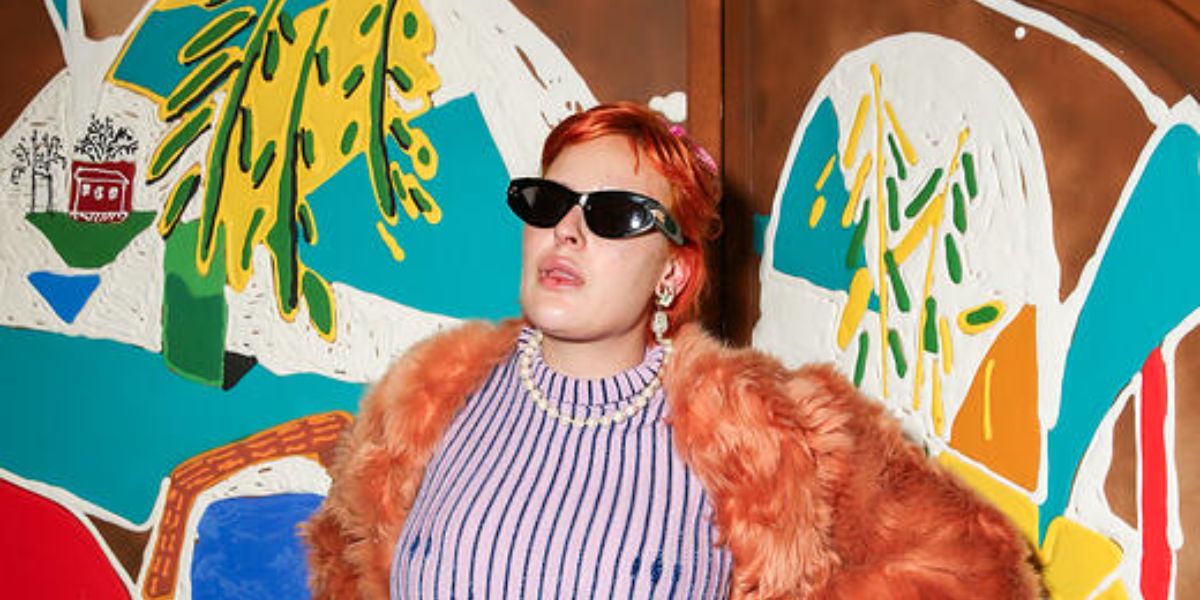 Tallulah Willis was seen wearing black Bottega Veneta BV1189S 001 sunglasses