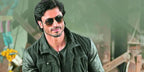 Bollywood actor Vidyut Jammwal was seen wearing black Ray-Ban Aviator Large Metal RB 3025 002/51 sunglasses with brown gradient lenses. Shop online now on Pretavoir