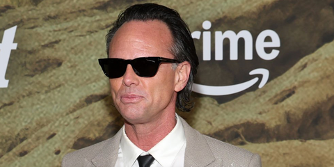 Walton Goggins was seen wearing black Tom Ford Penn-02 TF1362 01A sunglasses with grey lenses at the "Fallout" season 2 red carpet premiere in Los Angeles, December 2025.