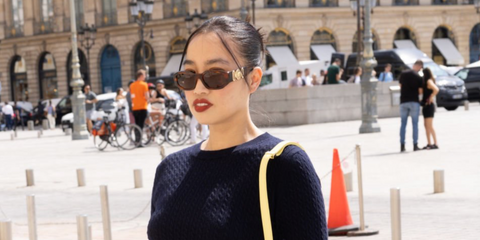 Chinese multimedia artist and filmmaker Yi Zhou was seen wearing tortoiseshell Versace 4361 5217/73 Medusa Biggie sunglasses during Paris Couture Week season Fall/Winter 2023. Shop online now on Pretavoir