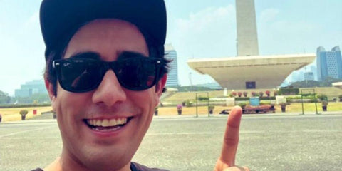 Content creator and master illusionist Zach King was seen wearing black Ray-Ban New Wayfarer RB 2132 901L sunglasses in Jakarta, 2019. Shop online now on Pretavoir