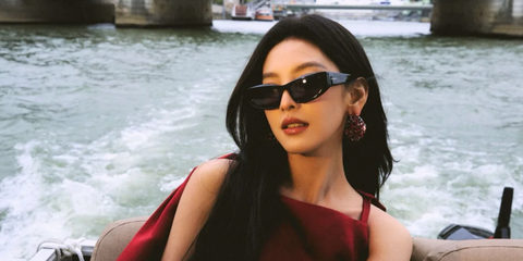 Chinese actress Zhang Ruonan was seen wearing black Givenchy GV Day GV40116I 01A sunglasses ahead of Givenchy Spring/Summer 2026 fashion show during Paris Fashion Week. Shop online now on Pretavoir