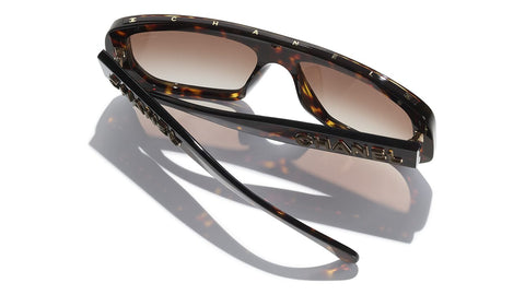 CHANEL 5556U 1827/S9 Sunglasses