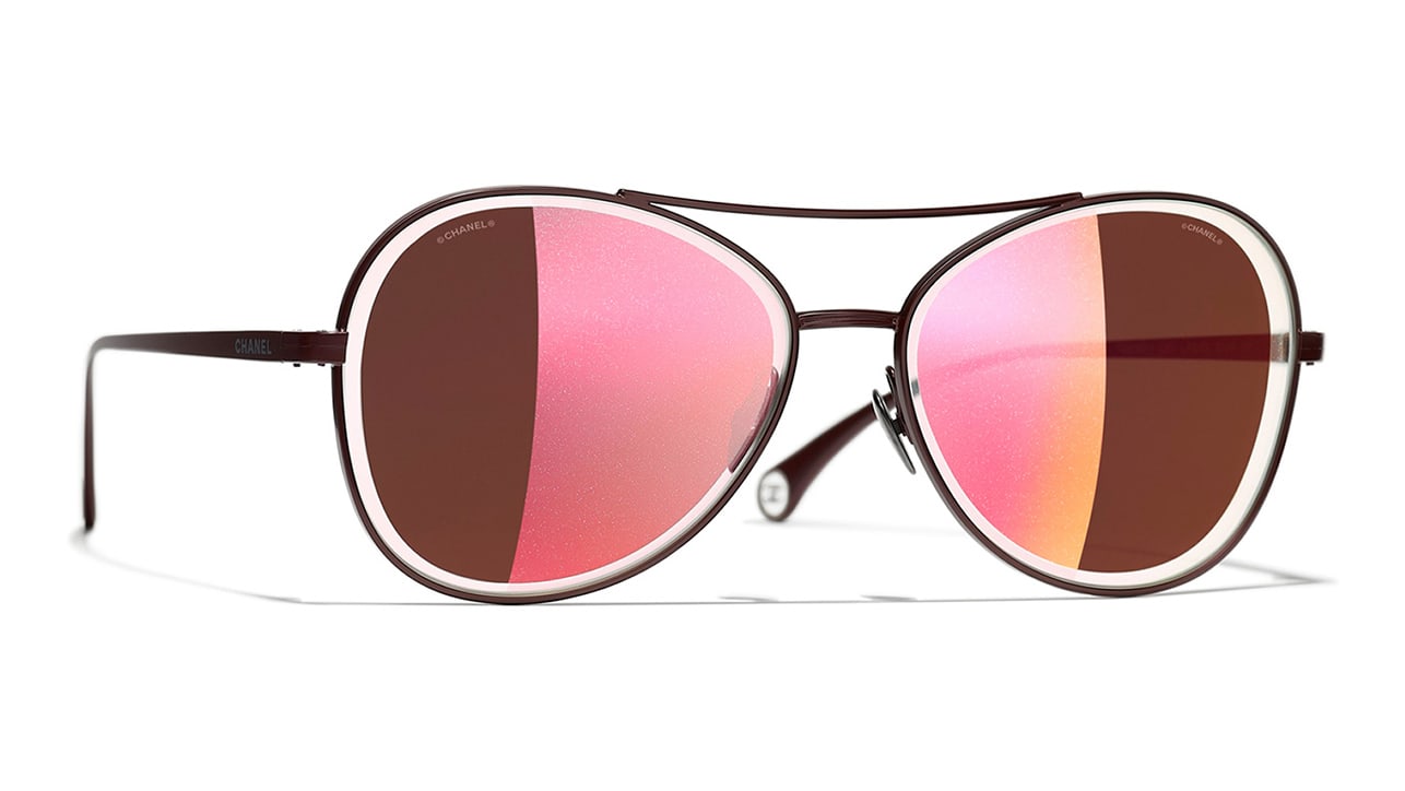 Sunglasses Chanel Red in Plastic  32390455